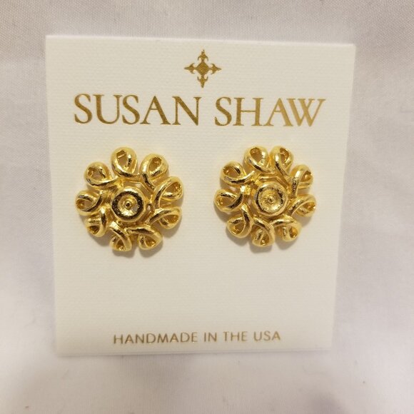 Susan Shaw Jewelry - NEW Susan Shaw Rosette Stud Earrings
